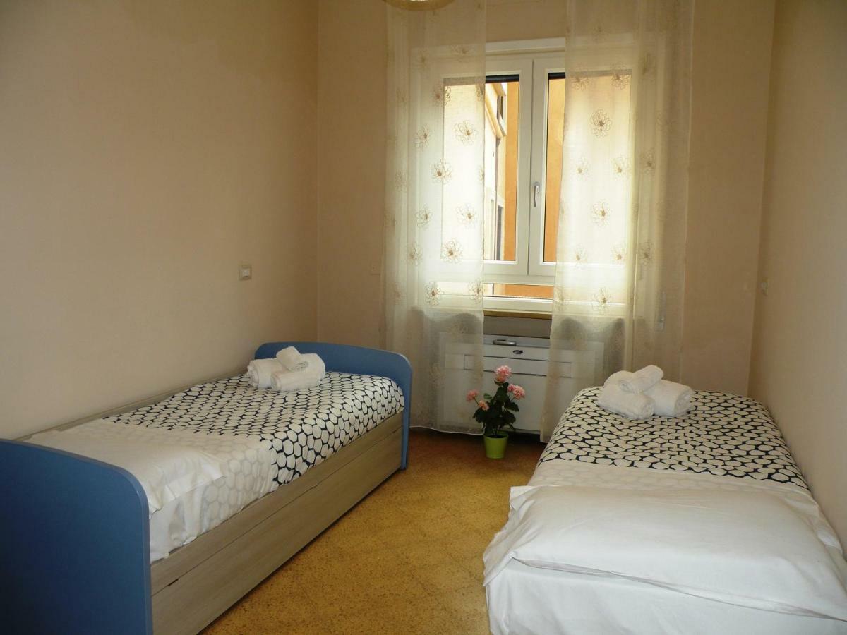 Bluedream Apartament Sorrento Esterno foto