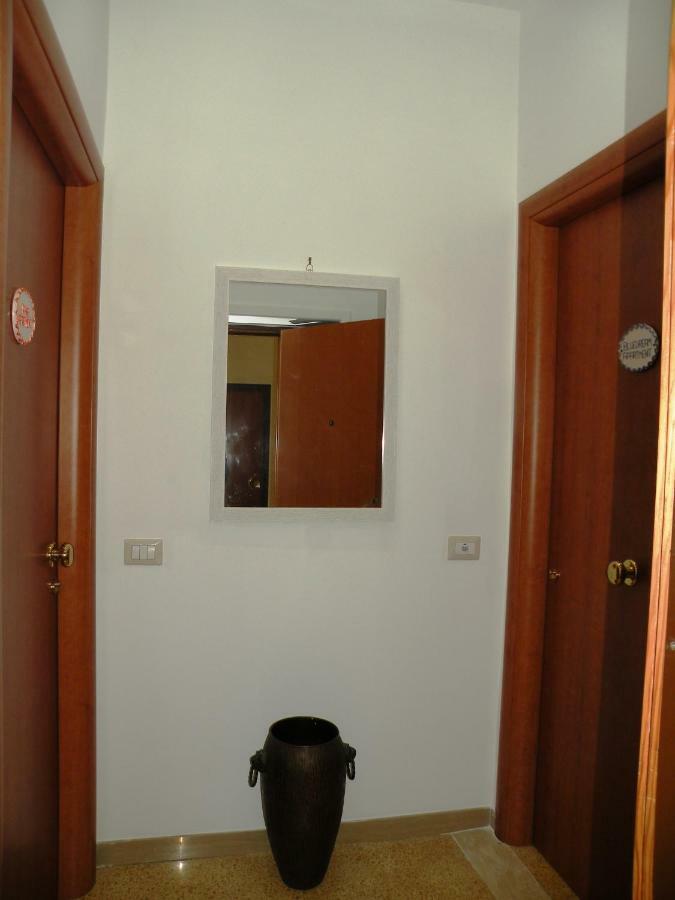 Bluedream Apartament Sorrento Esterno foto